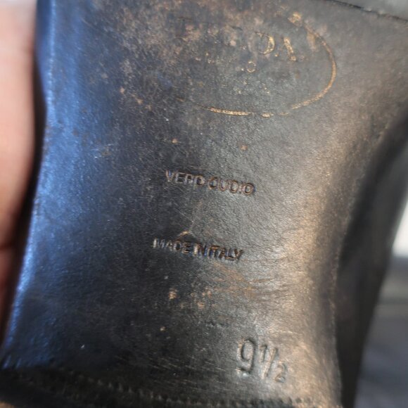 Mens Prada Black Leather Slip On Shoes 9.5 main image 5